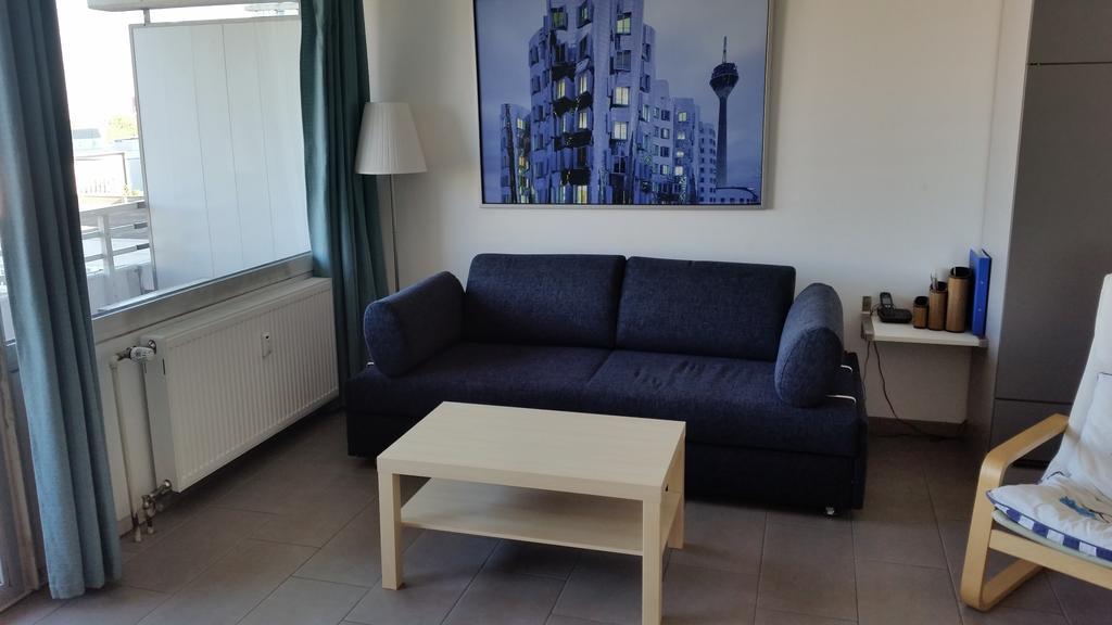 Monteurwohnung Neuss Bagian luar foto